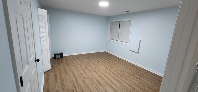 Foto del edificio - 102 Millwheel Ct
