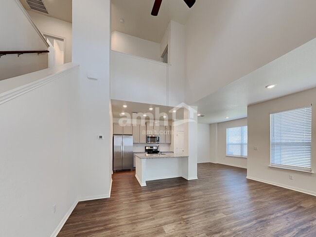 Building Photo - 168 Pebble Creek Run