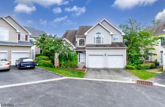 Foto del edificio - 97 Winding Hill Dr