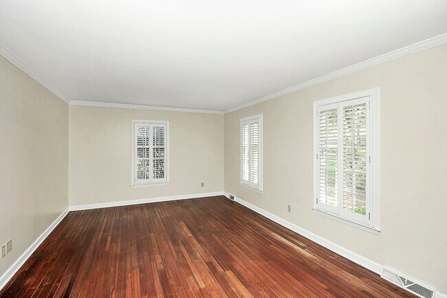 Building Photo - 1116 Turnbridge Rd