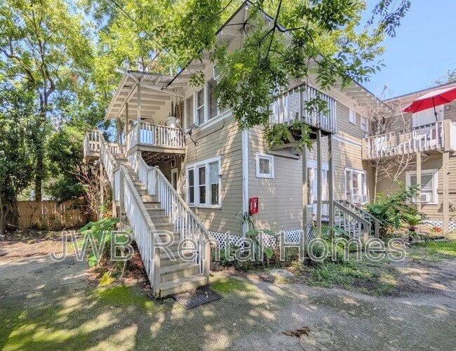 Foto del edificio - 2022 Dellwood Ave
