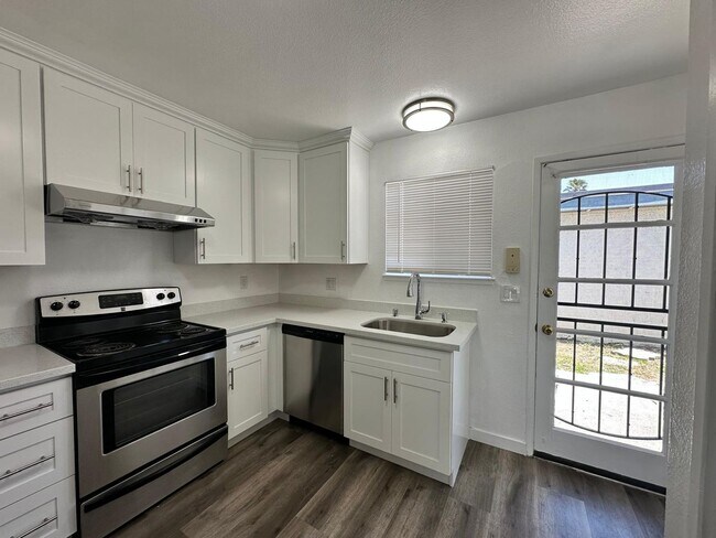 Building Photo - 4402 Bel Estos Way is now open for rent!