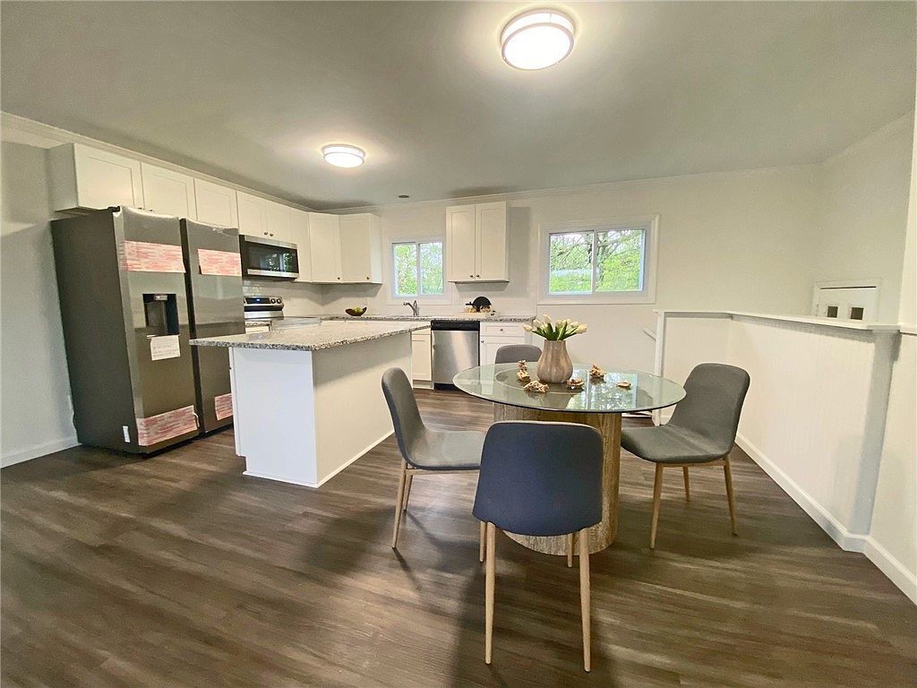 Foto principal - 45 Wildflower Dr