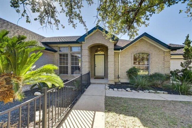 Foto del edificio - 21415 Boggy Ford Rd