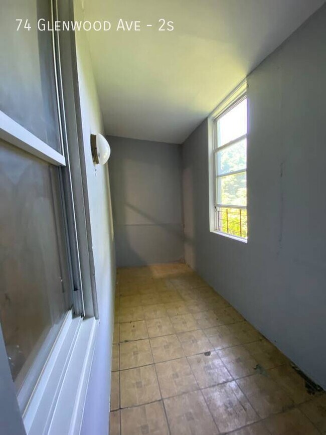 Building Photo - 74 Glenwood Ave