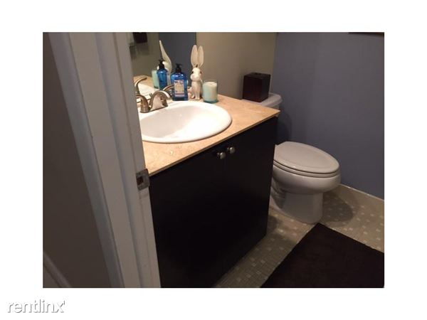 Building Photo - 933 Cypress Grove Dr