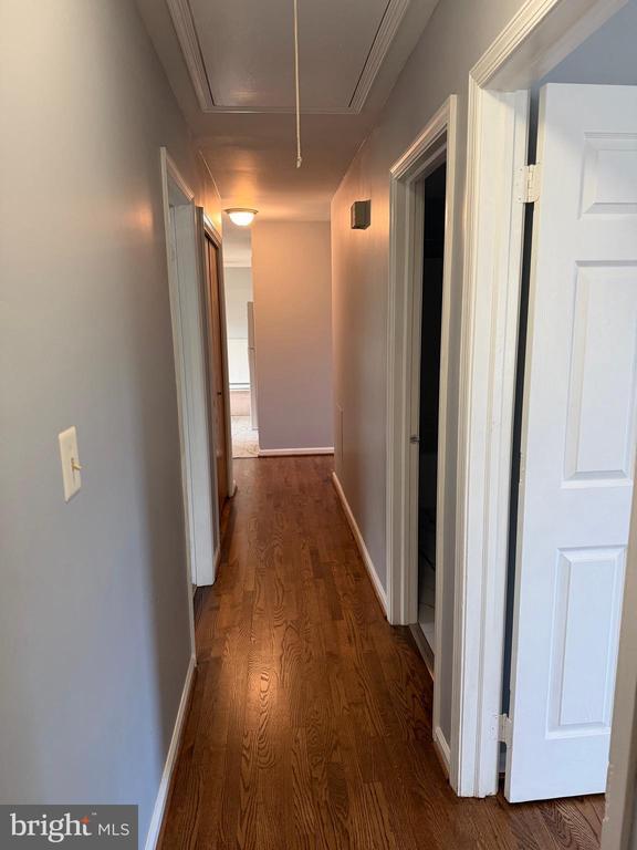 Building Photo - 1160 Tuscawilla Dr
