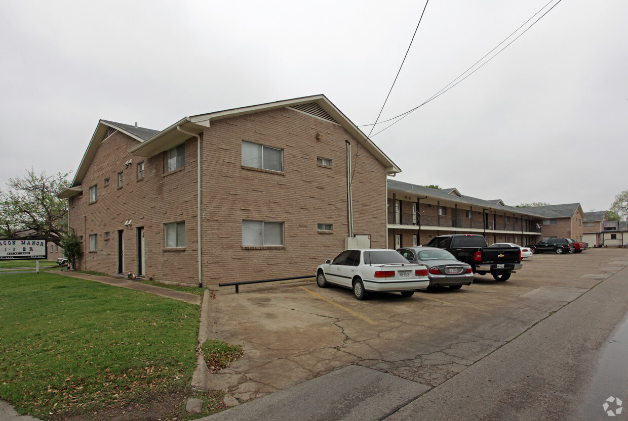 Building Photo - Macon Manor Apartments