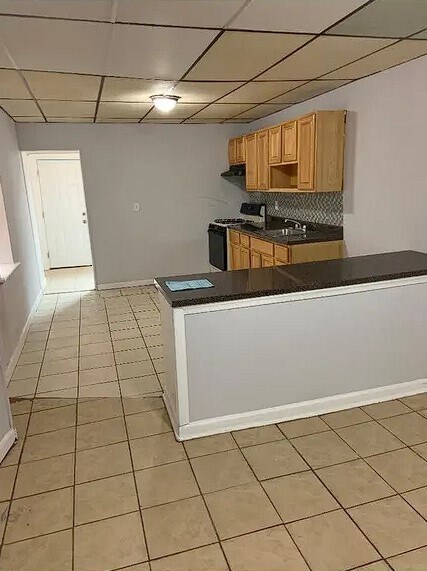 Foto del edificio - 2122 S 64th St