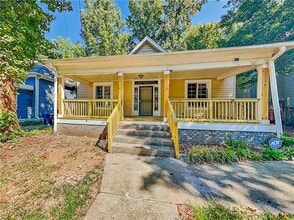 Building Photo - 735 Dill Ave SW