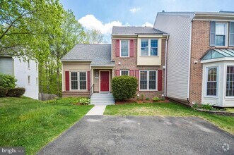 Building Photo - 7431 Ridge Oak Ct