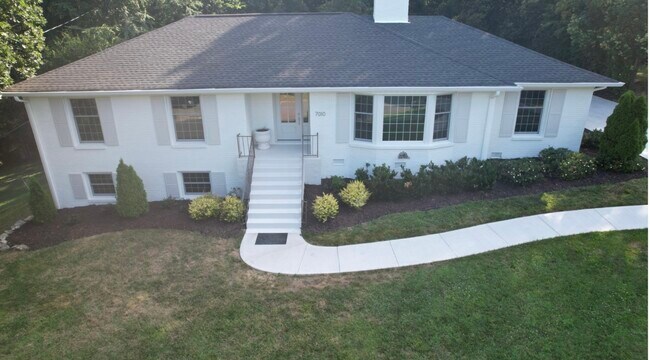 Building Photo - 7010 Terrace Dr