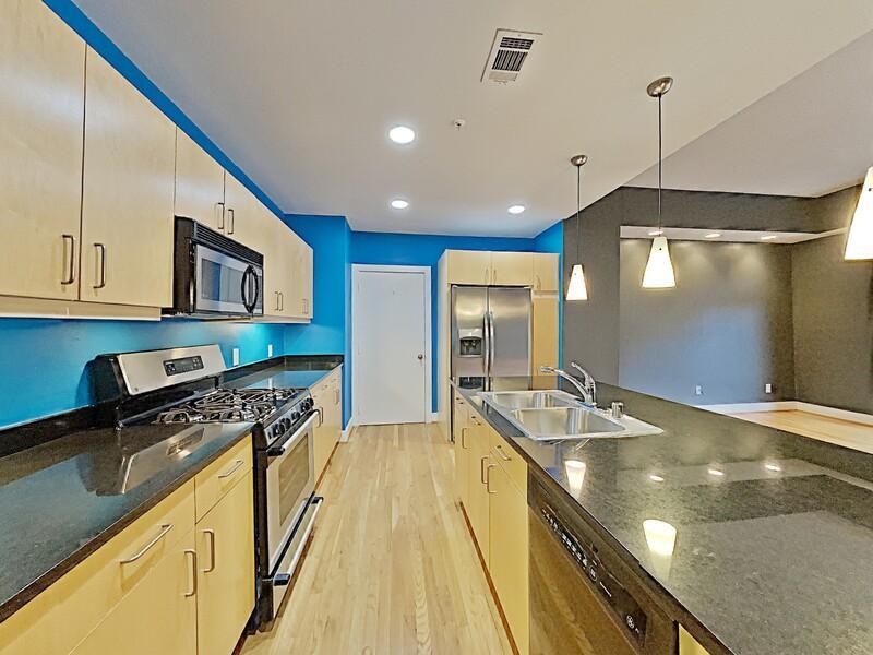 Primary Photo - 5055 Addison Cir