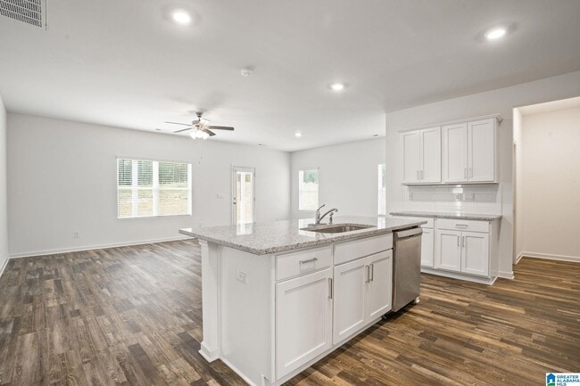 Building Photo - 2052 Gadwall Dr