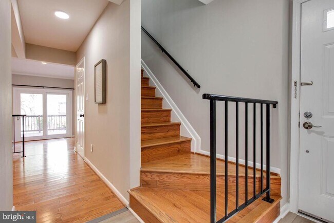 Foto del edificio - 3532 Split Rail Ln