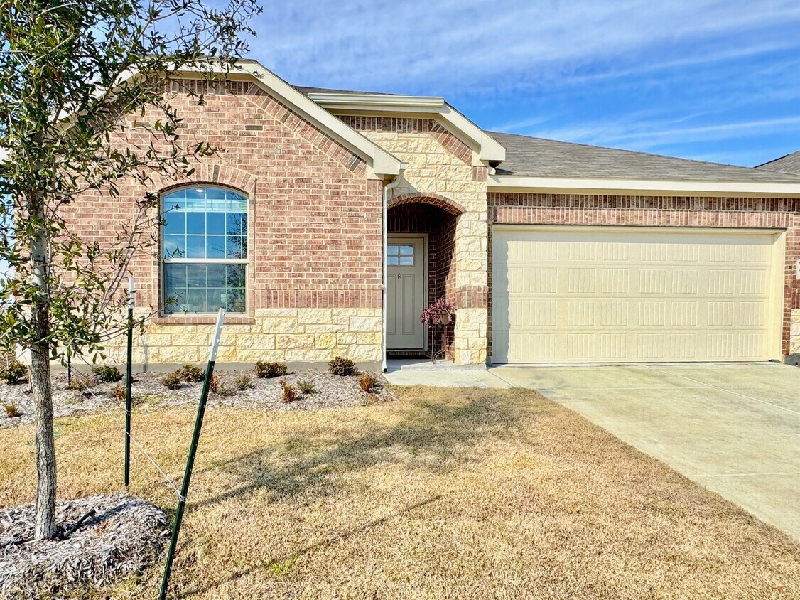3215 Apple Creek Ave, Crandall, TX 75114 House Rental in Crandall, TX