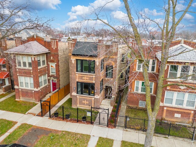 Building Photo - 303 N Lockwood Ave
