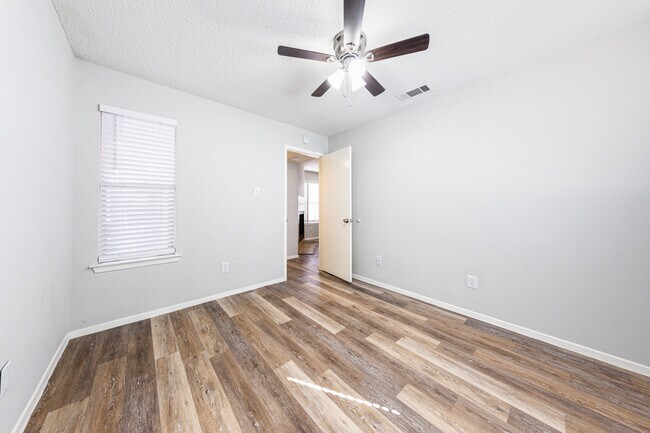 Foto del edificio - Cherry Hill Lofts