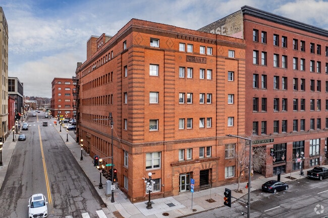 Building Photo - Crane Ordway Apartments