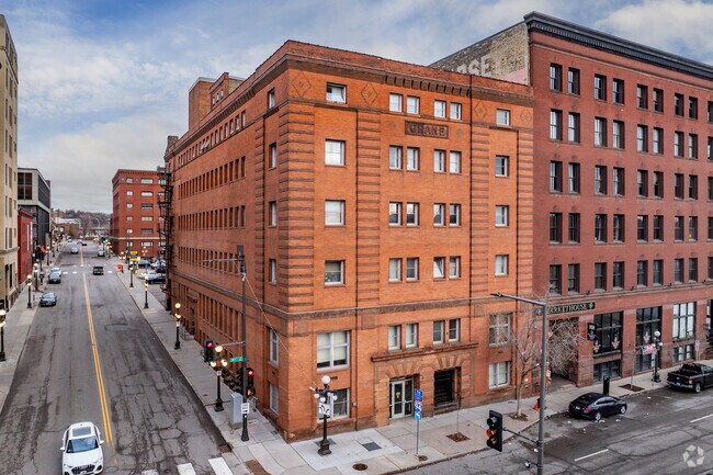 Foto del edificio - Crane Ordway Apartments
