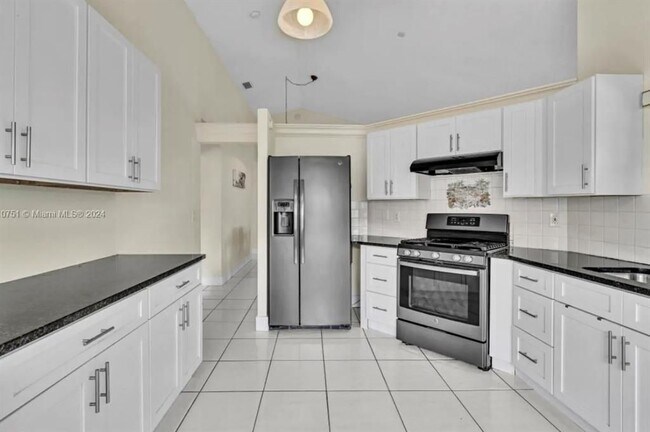 Foto del edificio - 12265 NW 32nd Manor