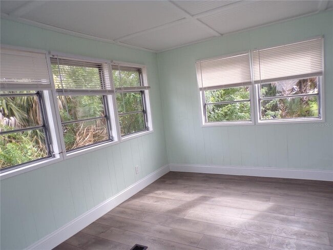 Foto del edificio - 3410 Bayside Pkwy