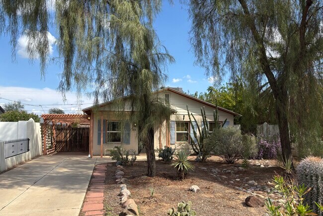 Foto del edificio - 904 E Fairmount Ave