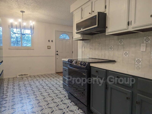 Building Photo - 926 Yeager Pl