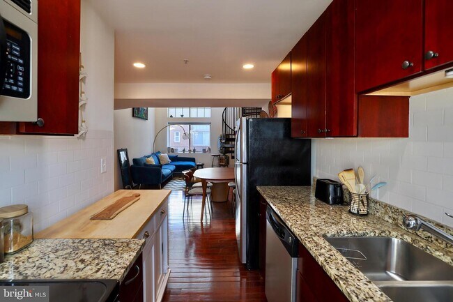 Building Photo - 5403 9th St NW