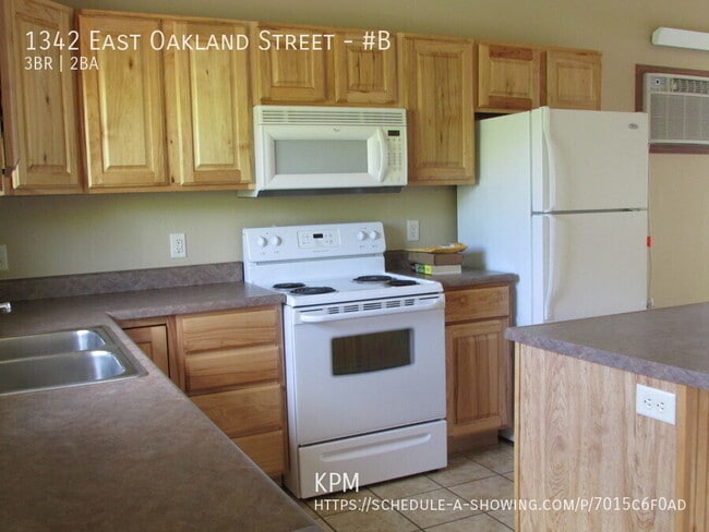 Foto del edificio - 1342 E Oakland St