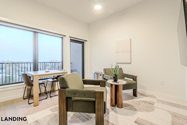 Building Photo - 2623 Keene St