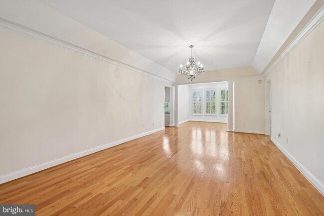 Building Photo - 5910 Great Star Dr