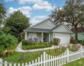 Building Photo - 2010 Paradise Oaks Ct