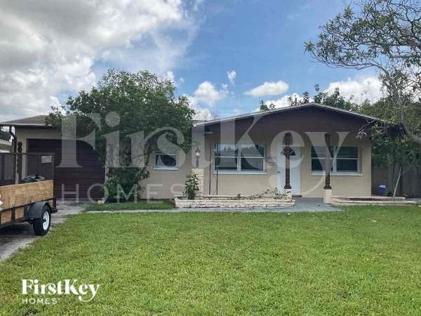 Foto principal - 5111 96th Terrace N