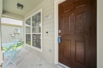 Building Photo - 17215 Kobuk Valley Cir