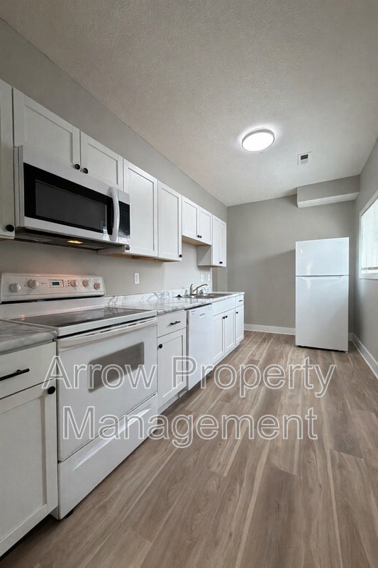 Foto del edificio - 4825 Fremont St