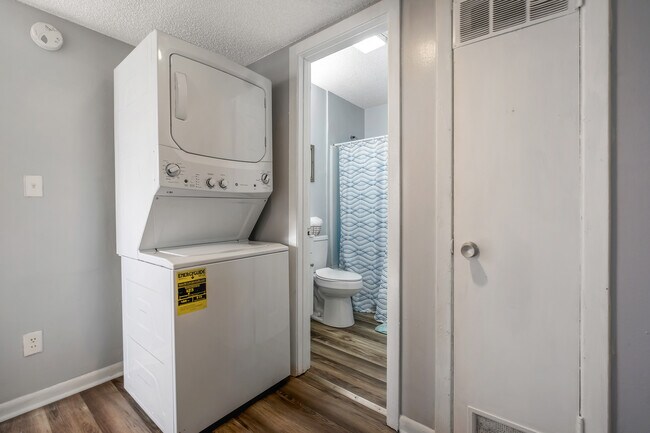 Foto del edificio - 318-330 W Harrison St