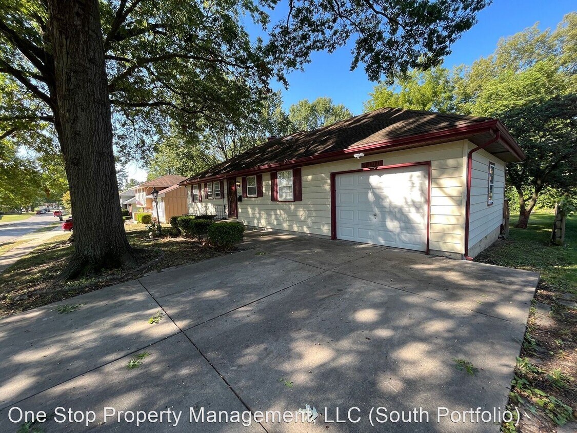 Foto principal - 3 br, 2 bath House - 3400 S. Emery St.