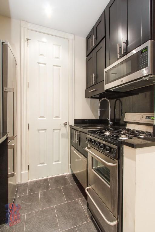 Photo - 250 Mott St Apartment