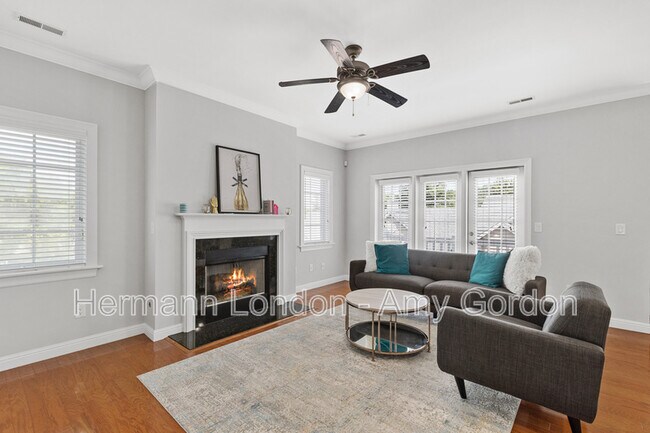 Foto del edificio - 751 Windberry Ct