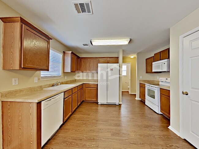 Foto del edificio - 10002 Cactus Vly