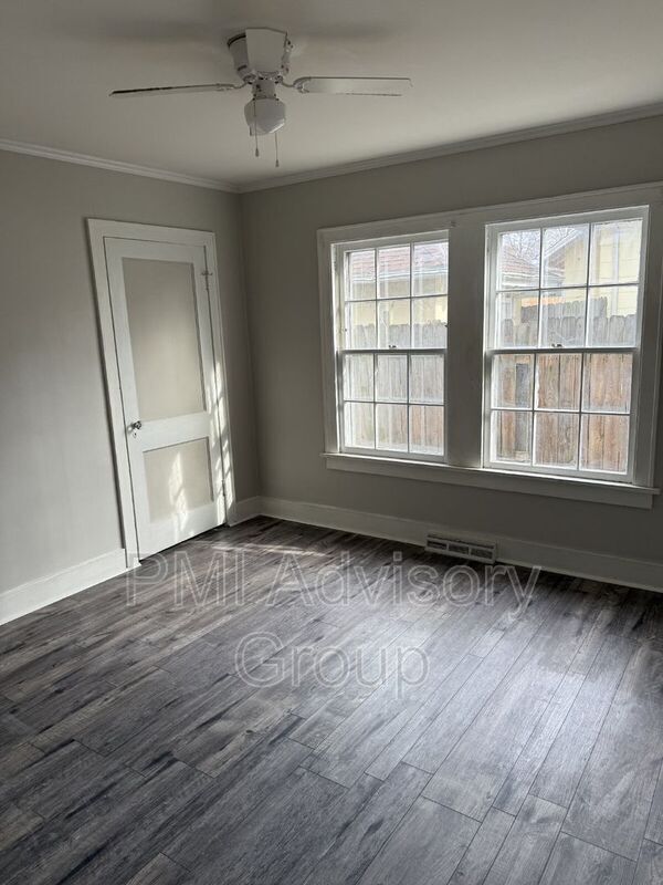 Foto del edificio - 700 SW Macvicar Ave