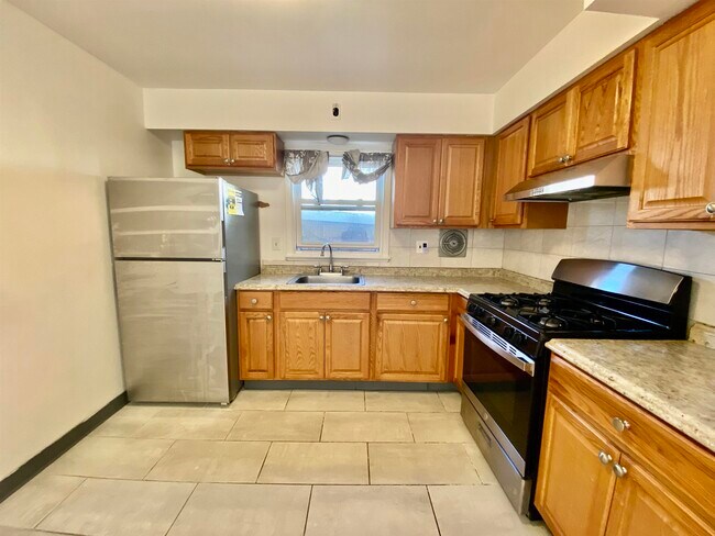 Foto del edificio - 156 Terrace Ave