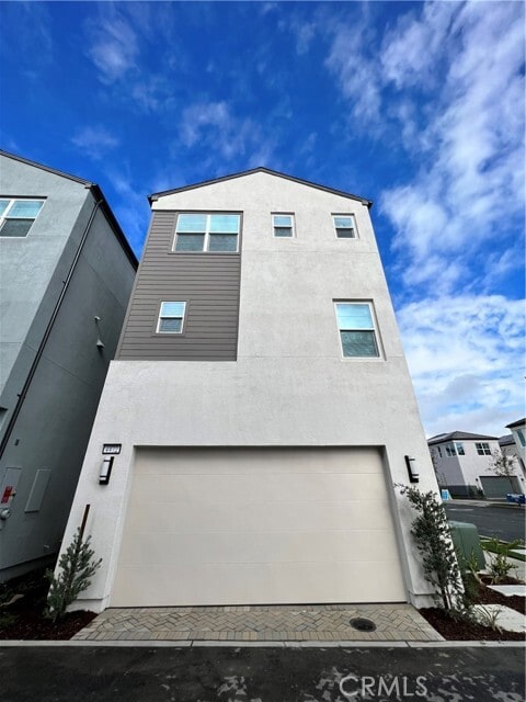 Building Photo - 4472 S Bryant Pso