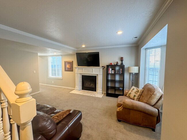 Foto del edificio - 972 900 E