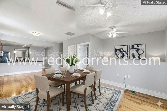 Photo - 802 N Meridian St Apartment