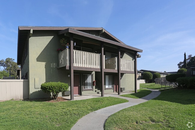 Building Photo - Saddleback Ranch Apartments