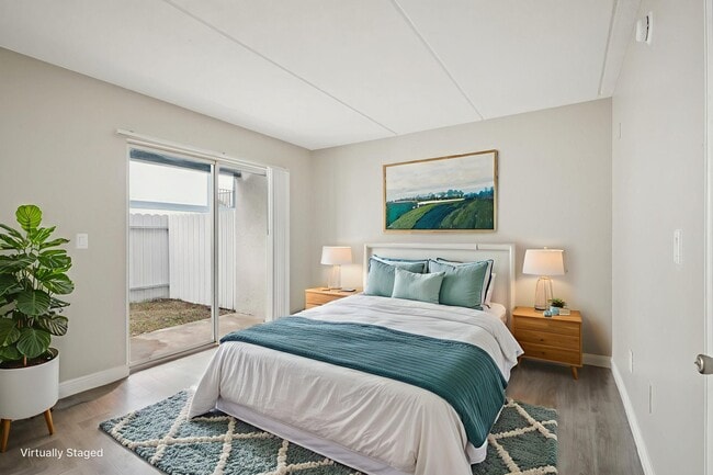 Building Photo - Serenity Lake Apartments