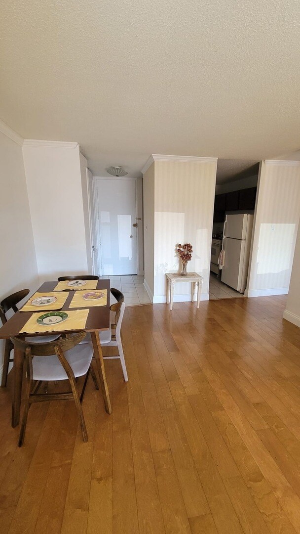 Foto del edificio - 1340 N Dearborn St