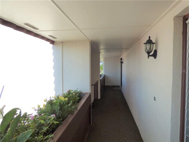 Building Photo - 311 Garvin St